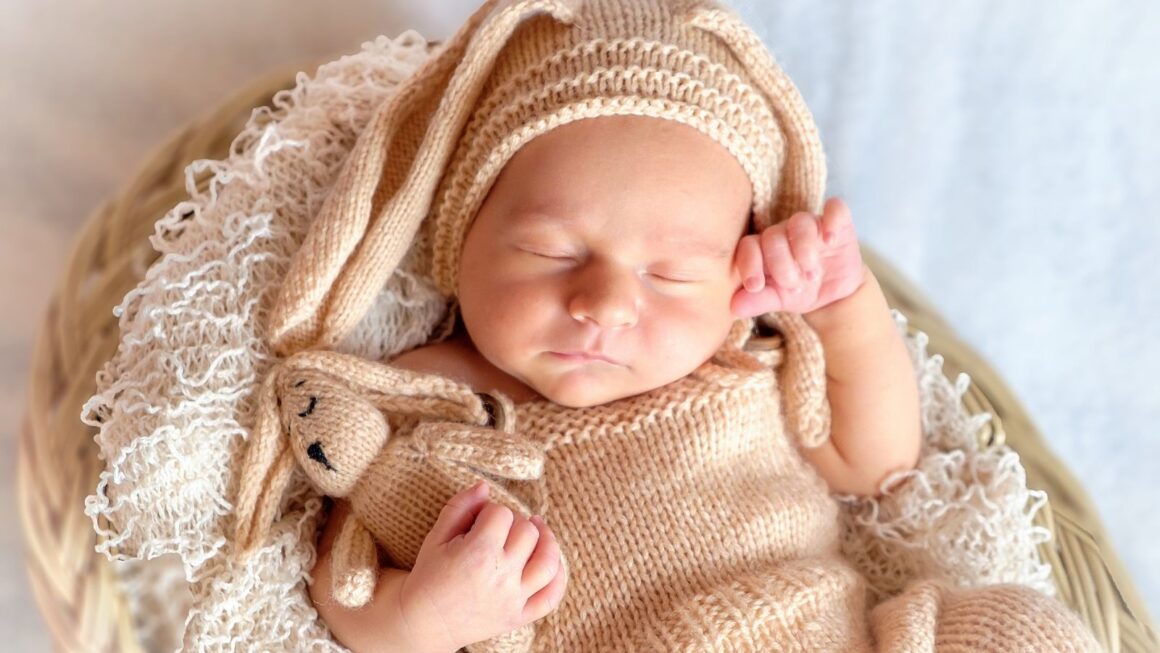 How to Spot Your Baby’s Health Needs in the First Weeks